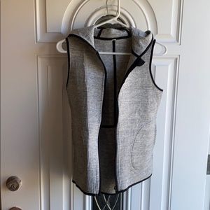 Reversible lululemon vest worn once!